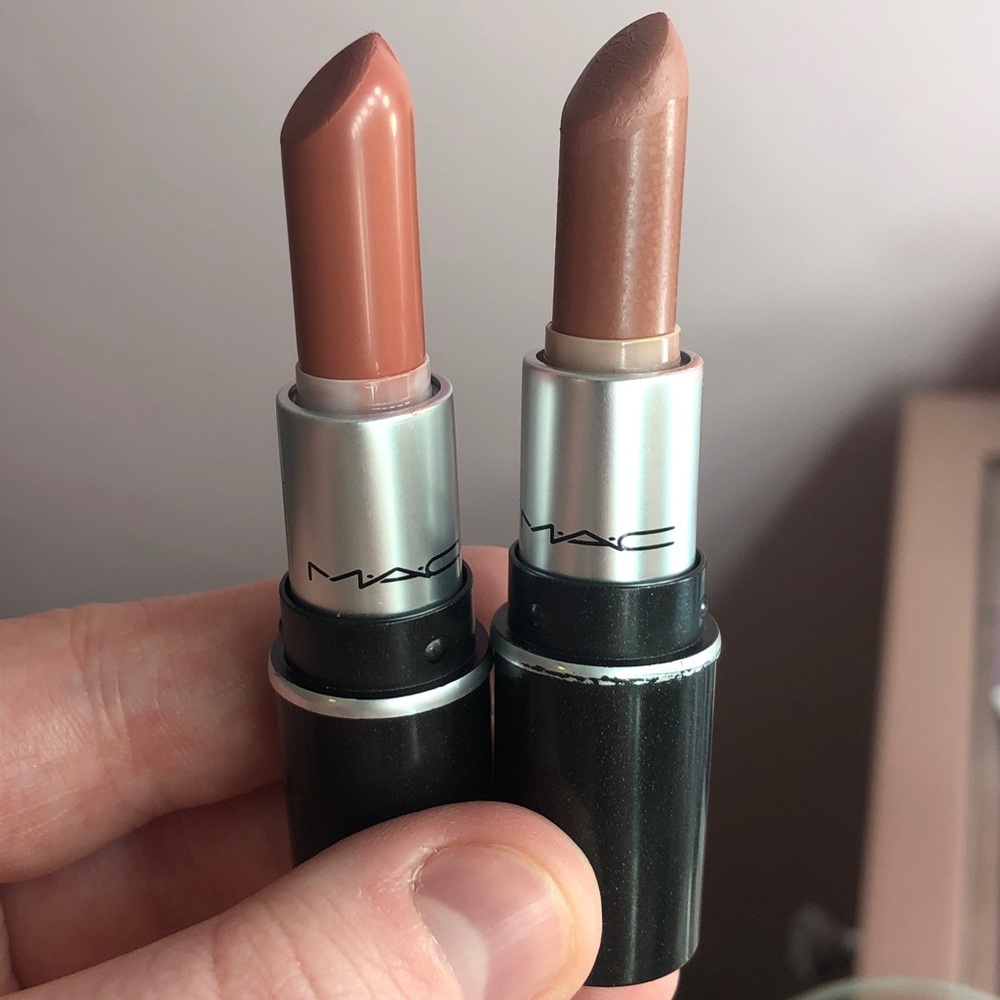 Satin A77 Boca & Matte Velvet Teddy Lipsticks
